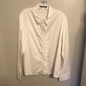 Ischiko White Button Down